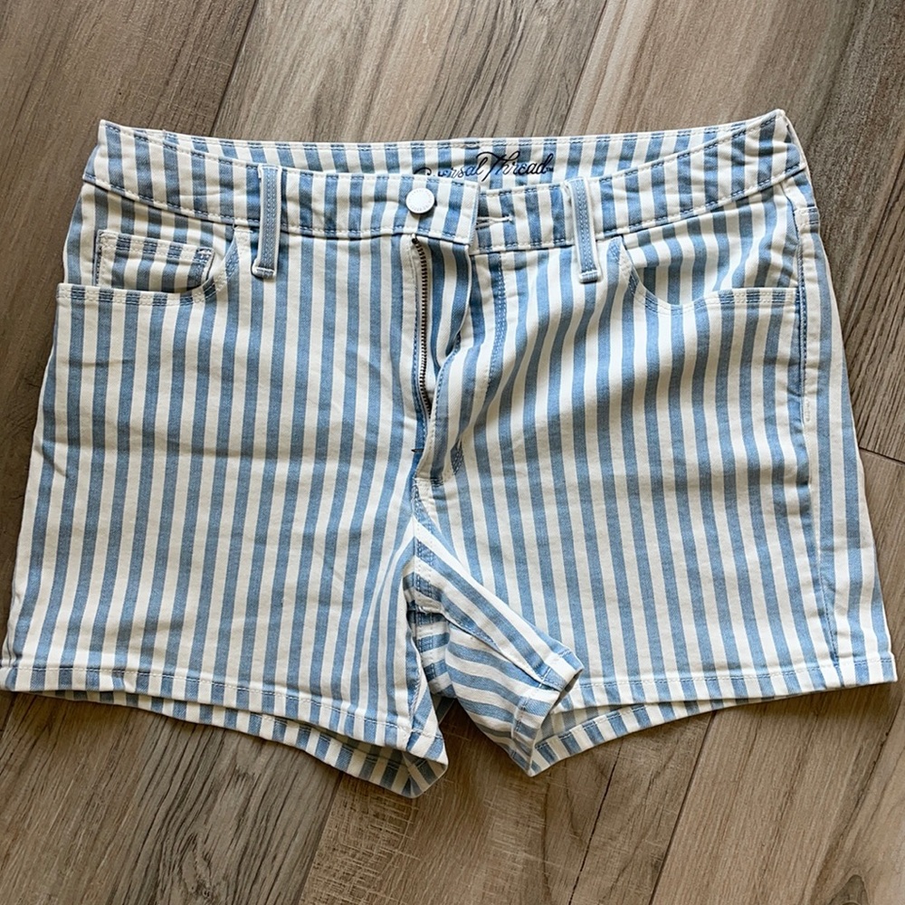 Striped denim shorts never worn